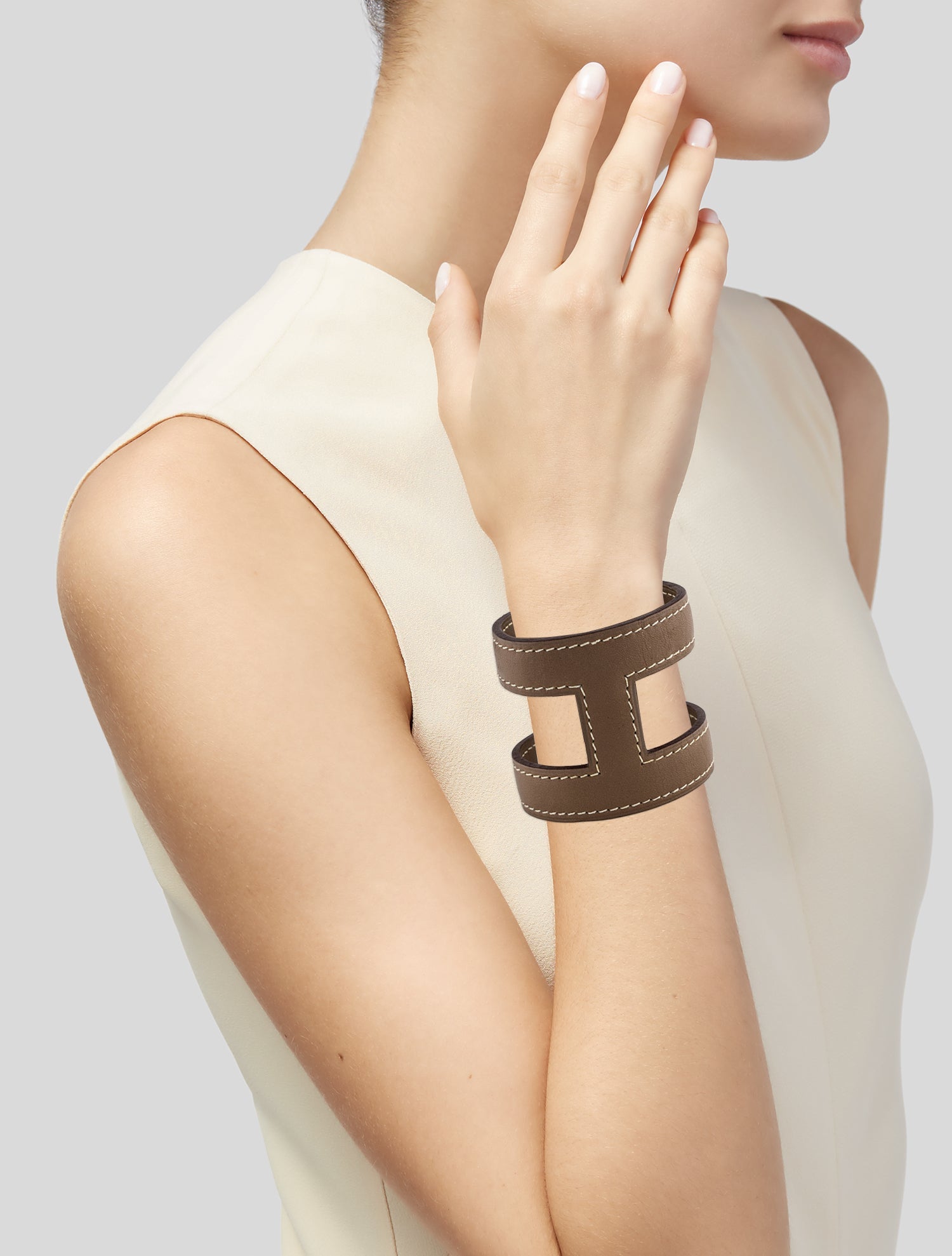 Hermès Ano Leather Cuff Bracelet