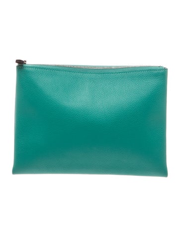 Pre-owned Hermes Evercolor Atout Pouch In Green