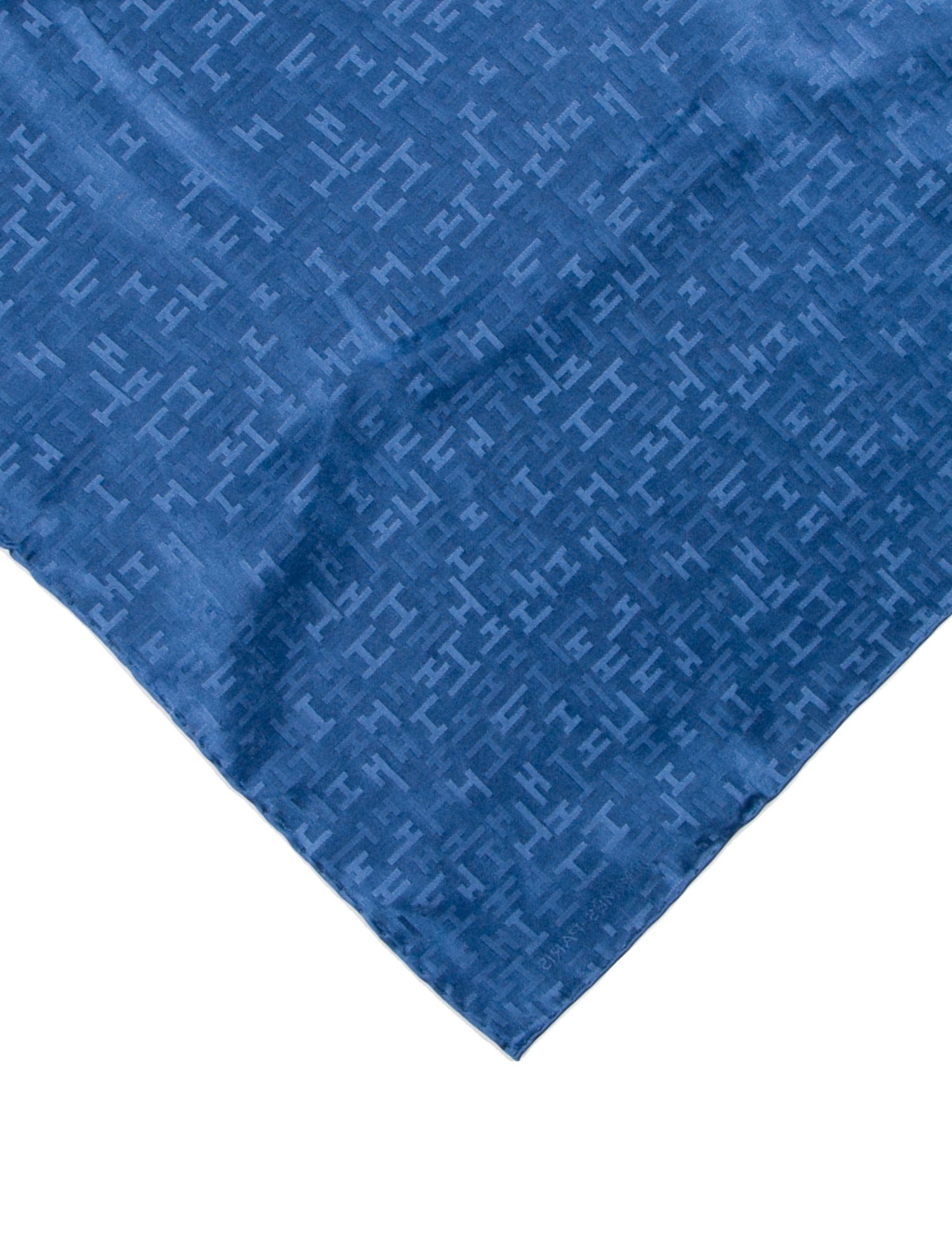 Hermès Blue solid silk felt pocket square