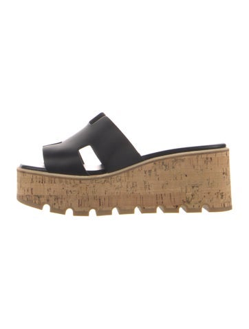 Pre-owned Hermes Eze 30 H Logo Slides In Black