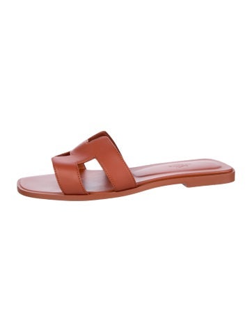Pre-owned Hermes Oran H Logo Slides In Pink