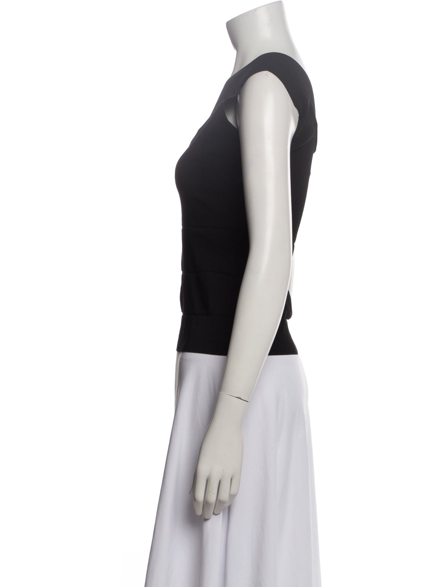 Herve Leger V-Neck Sleeveless Crop Top
