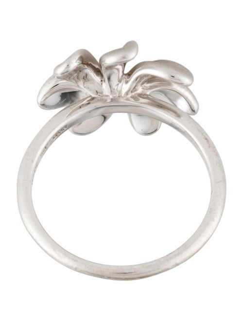 Na Hoku 14K Two-Tone Plumeria Ring