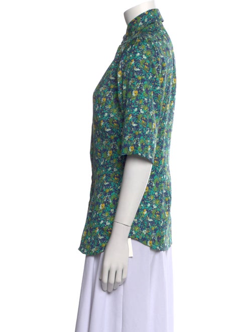 Hadleigh's Floral Print Short Sleeve Button-Up Top