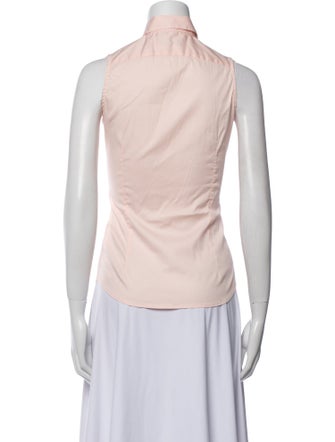 Hadleigh's Sleeveless Button-Up Top