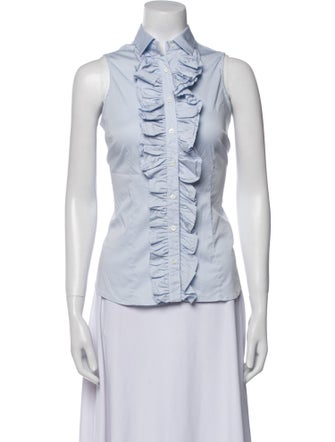 Hadleigh's Sleeveless Button-Up Top