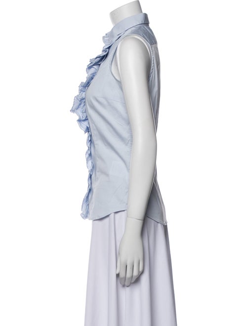 Hadleigh's Sleeveless Button-Up Top