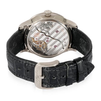 H.Moser & Cie Venturer Big Date Watch