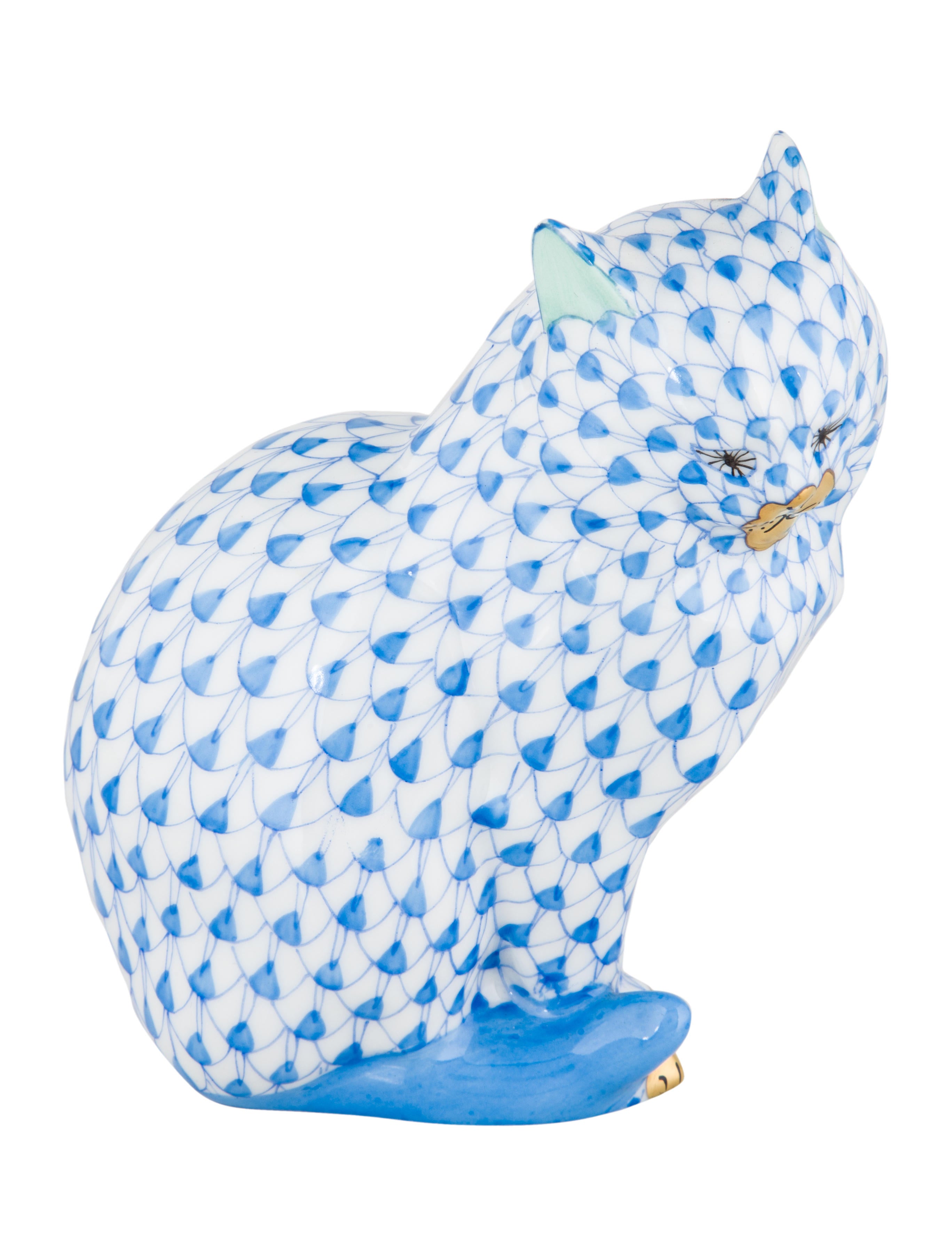 Herend Hand Painted Cat Figurine In Blue Herend Hand Painted Cat Figurine In Blue