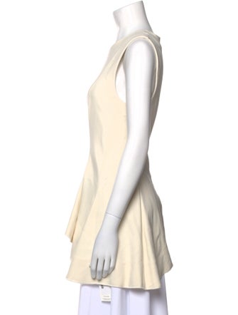 Haney Scoop Neck Sleeveless Top