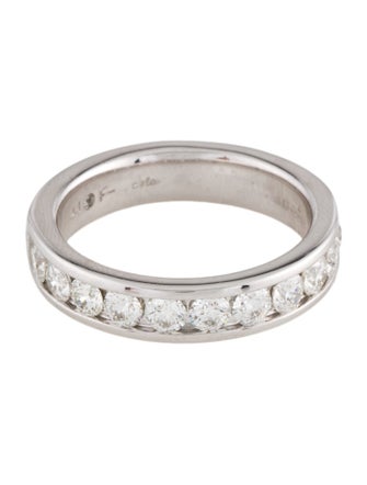 Hearts on Fire 18K Diamond Channel Band Ring