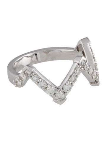 Hearts on Fire Band 18K Diamond Triplicity Pointed Ring 6.5