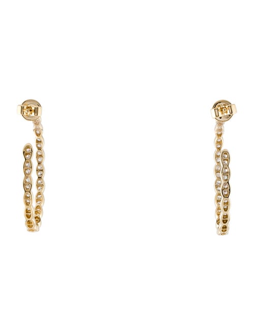 Hearts on Fire 18K Diamond Lorelei Floral Oval Inside-Out Hoop Earrings