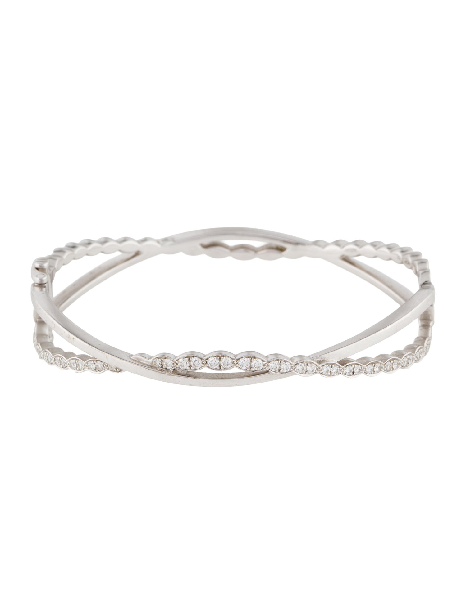 Hearts on Fire 18K Diamond Lorelei Floral Twist Bangle