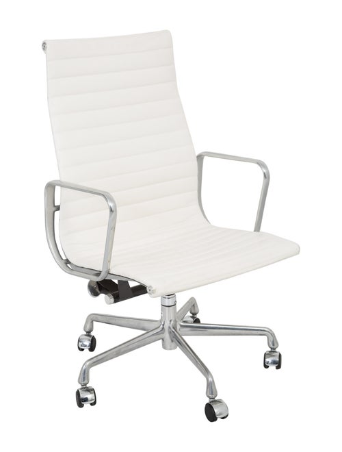 Herman Miller Eames Management Chair