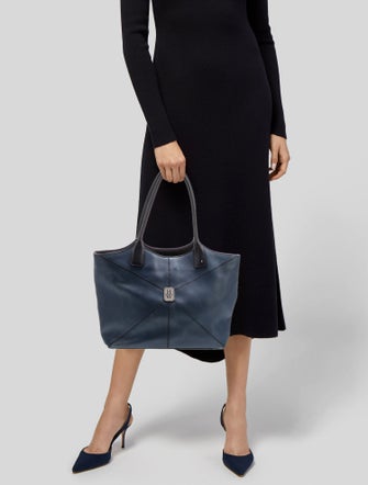 Harry Winston Leather Shoulder Bag