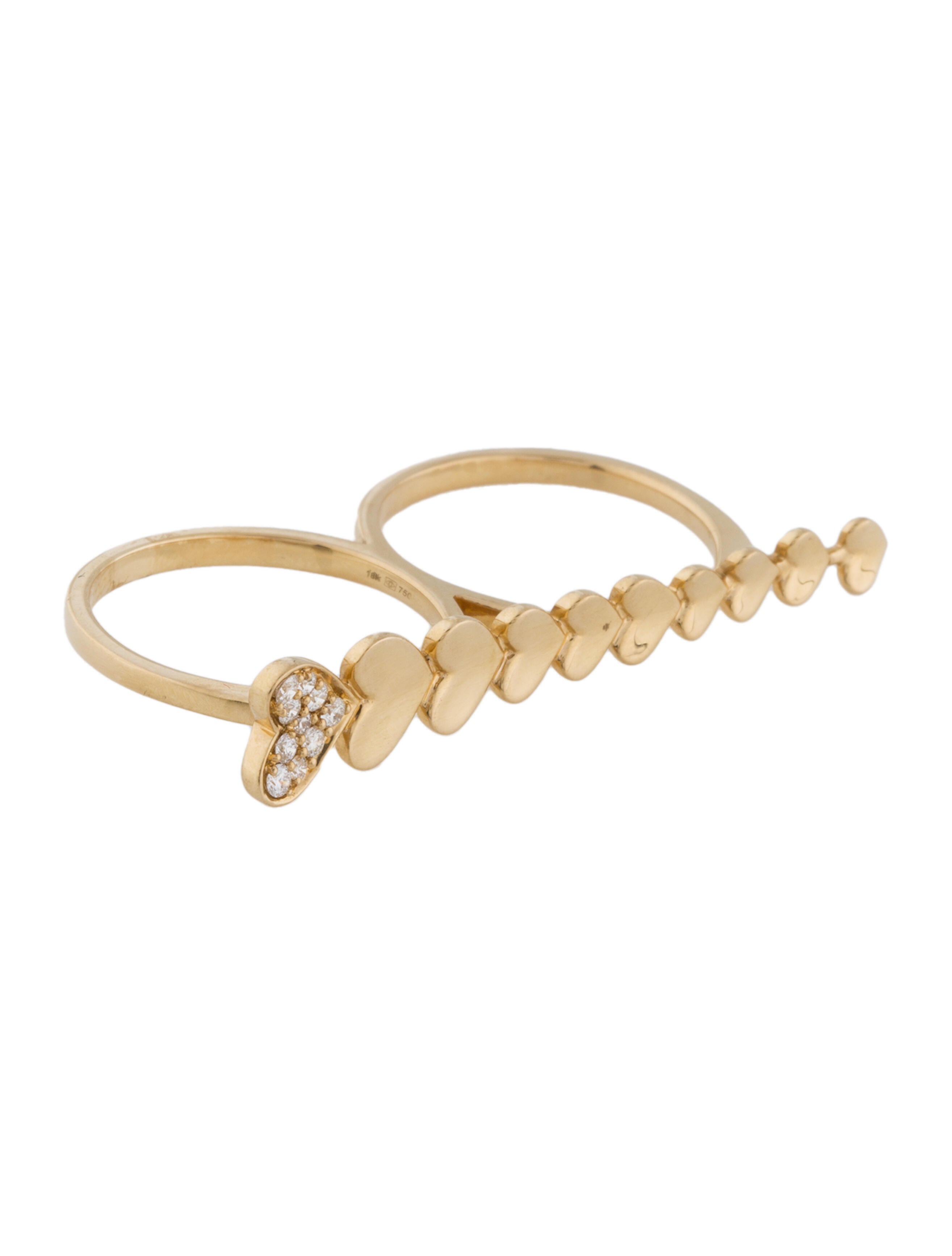 Hueb 18K Diamond Graduated Heart Between the Finger Ring