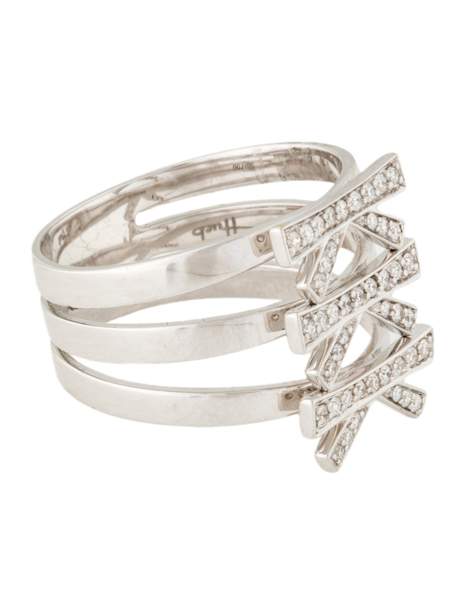 Hueb 18K Diamond Romance Ring