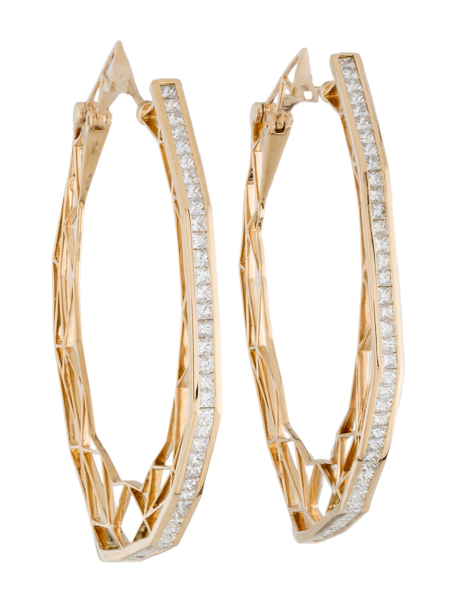Hueb 18K 4.79ctw Estelar Diamond Hoop Earrings