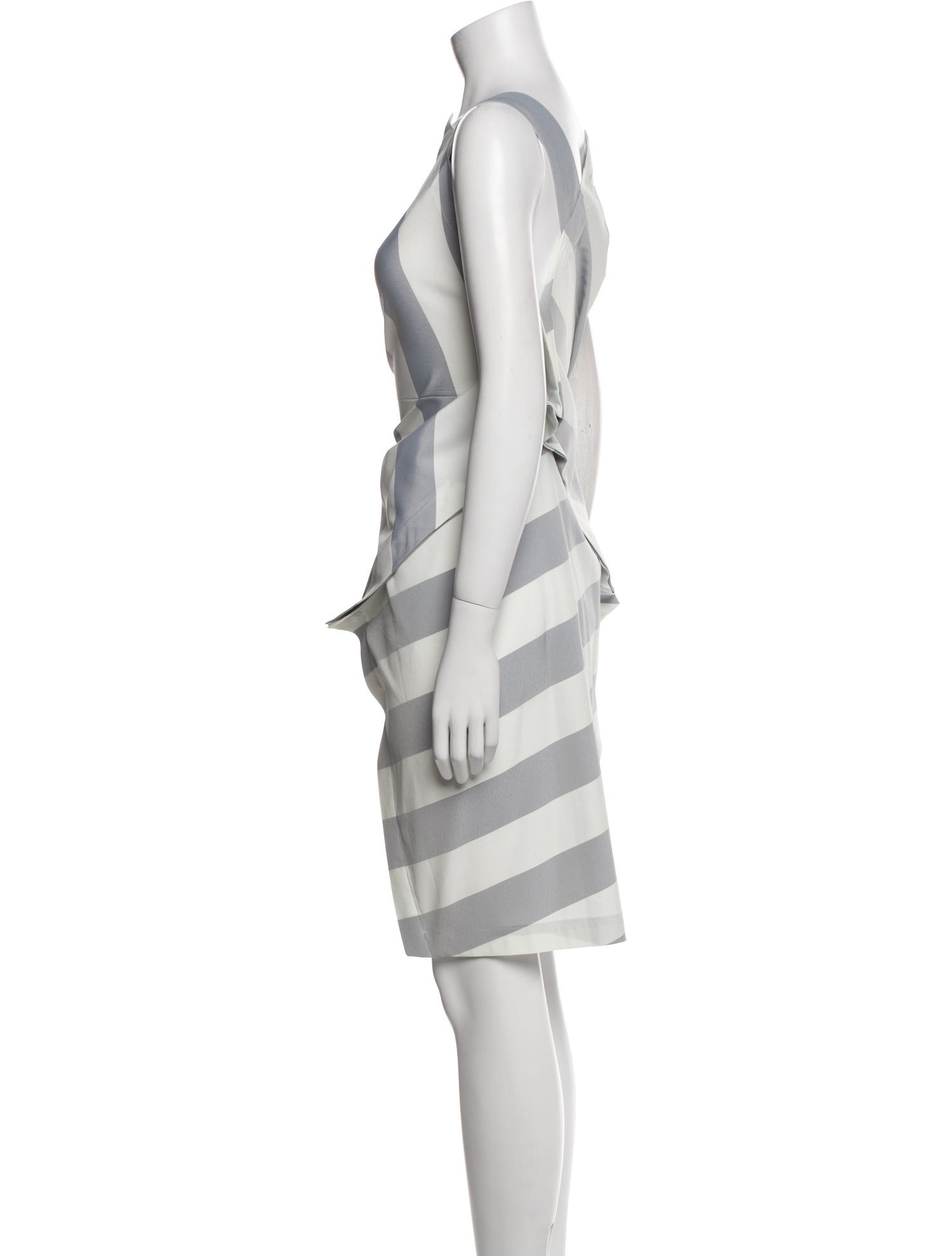 132 5. Issey Miyake Striped Knee-Length Dress