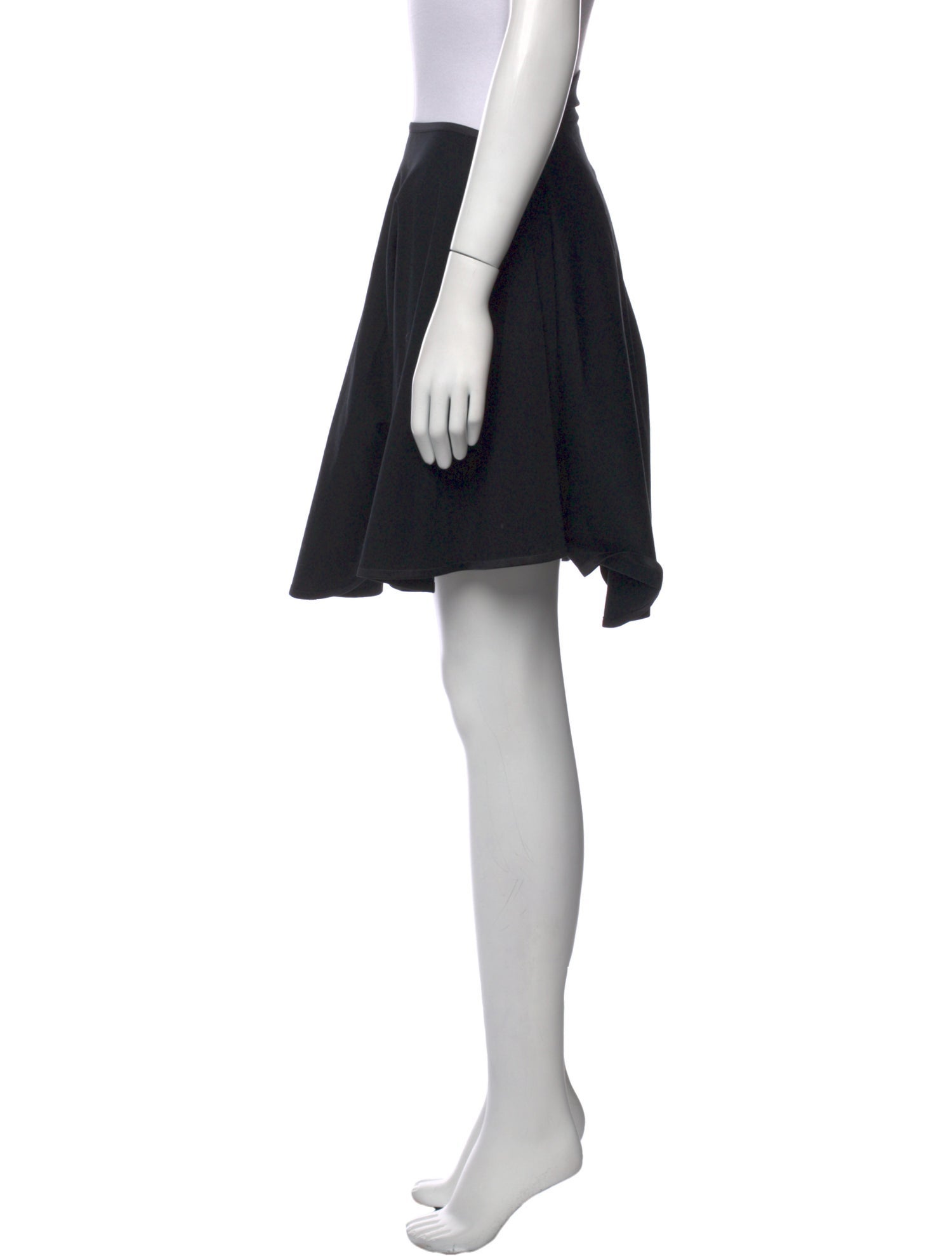 132 5. Issey Miyake Knee-Length Skirt