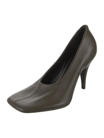 Phoebe Philo Leather Pumps