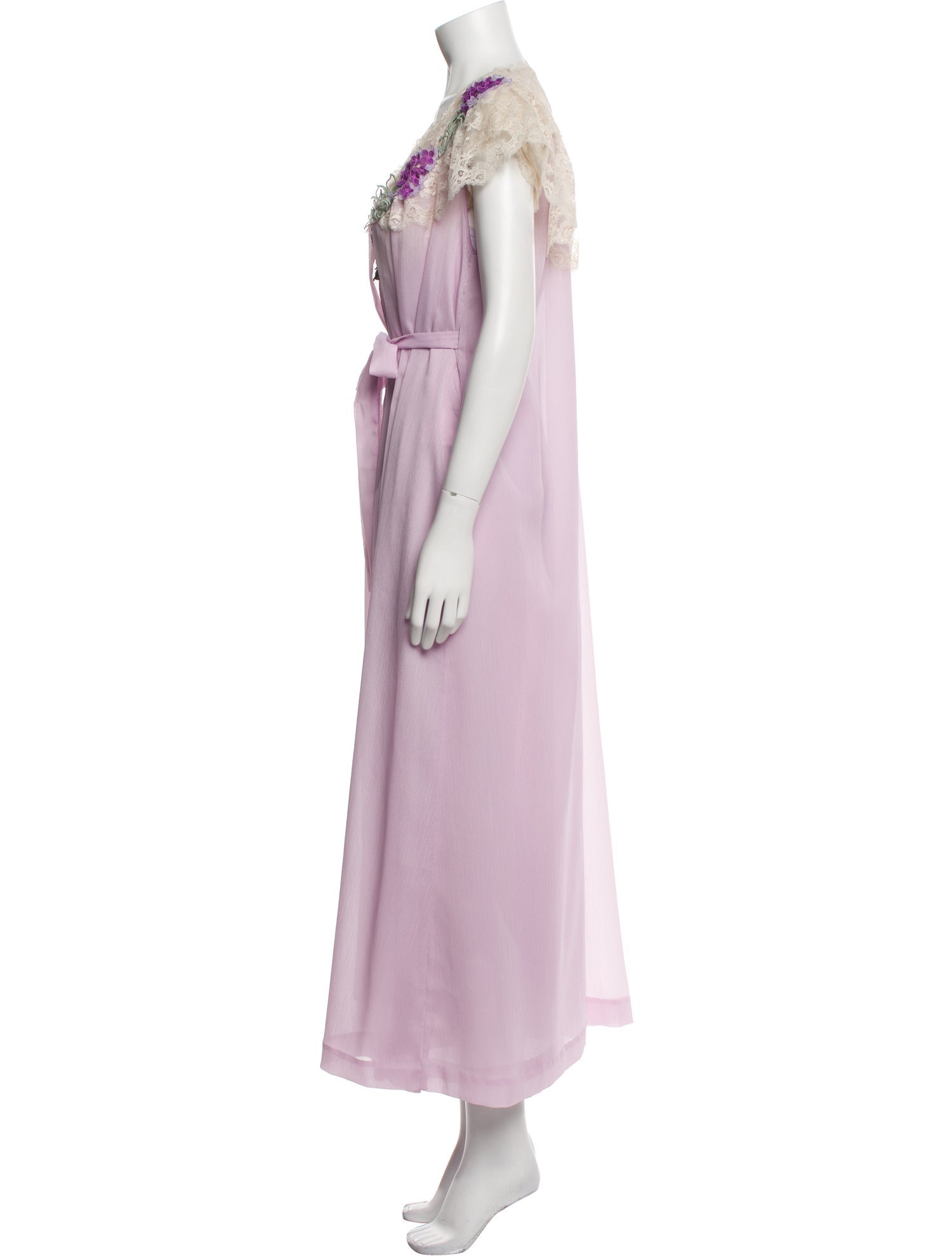 I.MAGNIN Embroidered Accent Nightgown