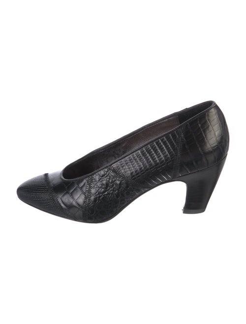 I.MAGNIN Crocodile Pumps