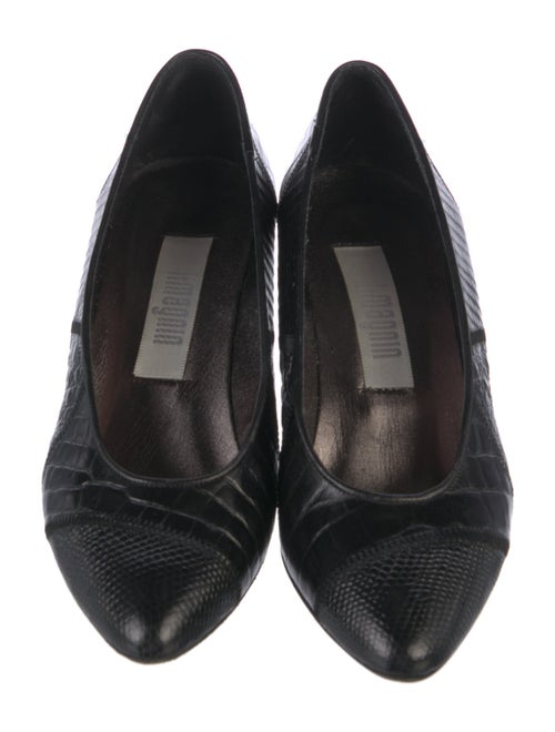 I.MAGNIN Crocodile Pumps