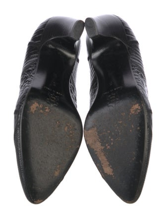 I.MAGNIN Crocodile Pumps