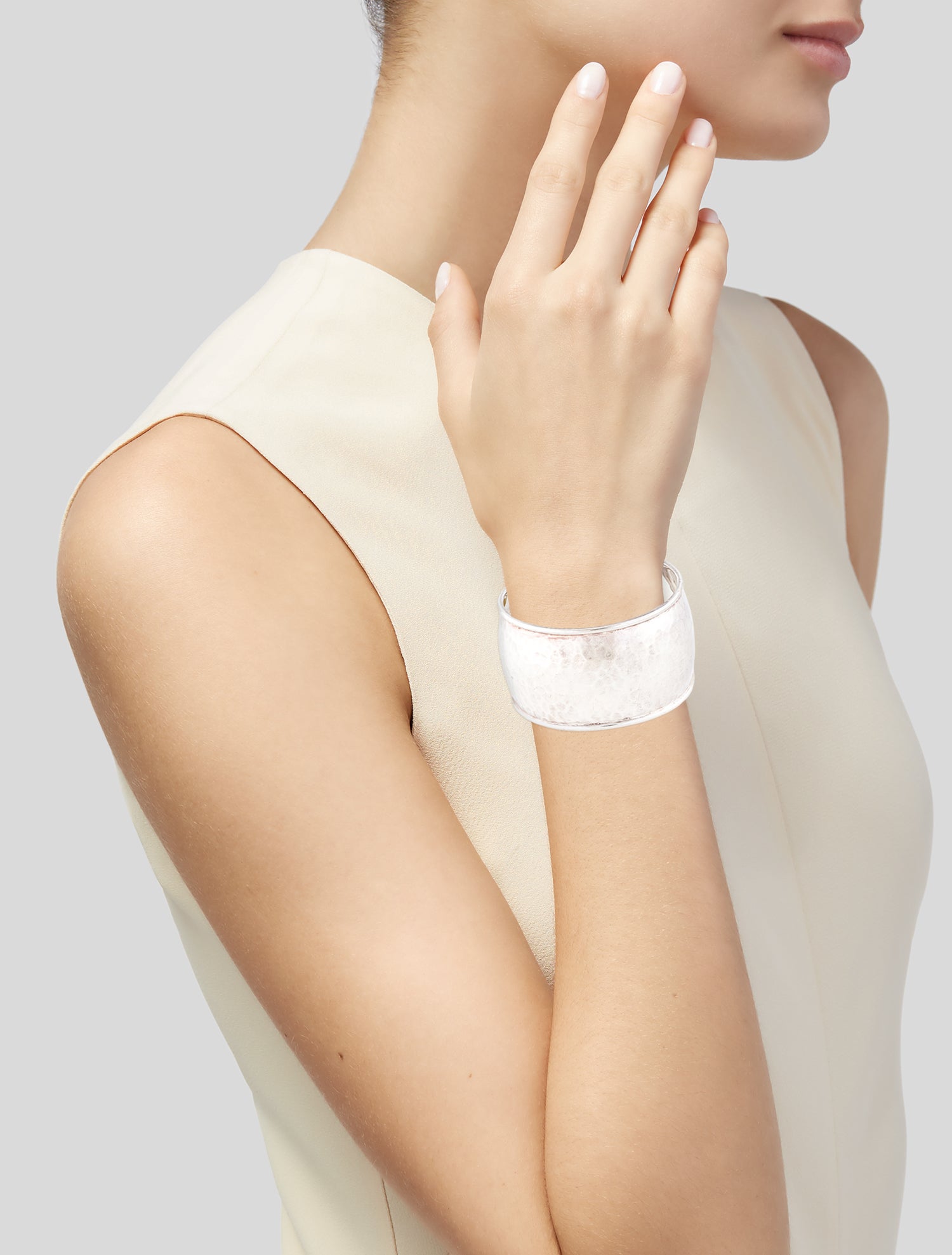 Ippolita Classico Hammered Flat Cuff Bracelet