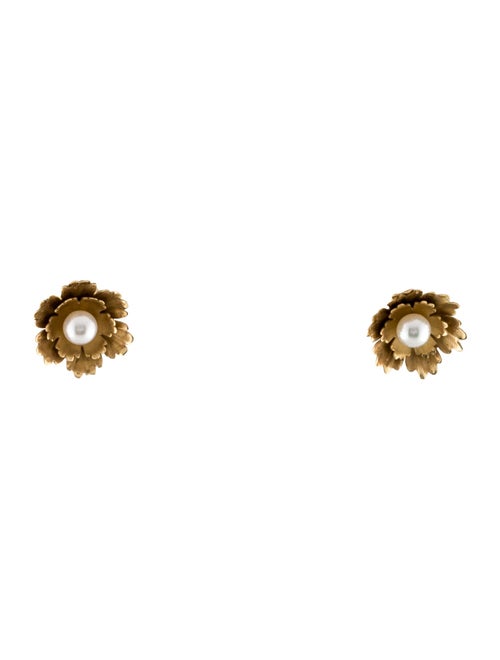 Irene Neuwirth 18K Pearl Petite Super Bloom Flower Stud Earrings