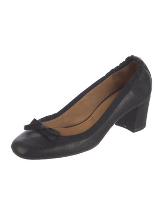 Isabel Marant Leather Bow Accents Pumps