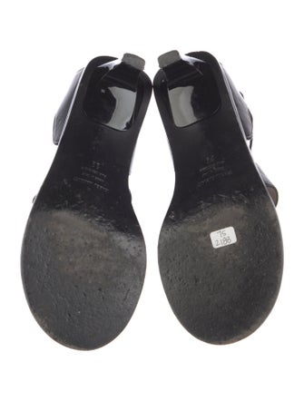 Isabel Marant Leather T-Strap Sandals