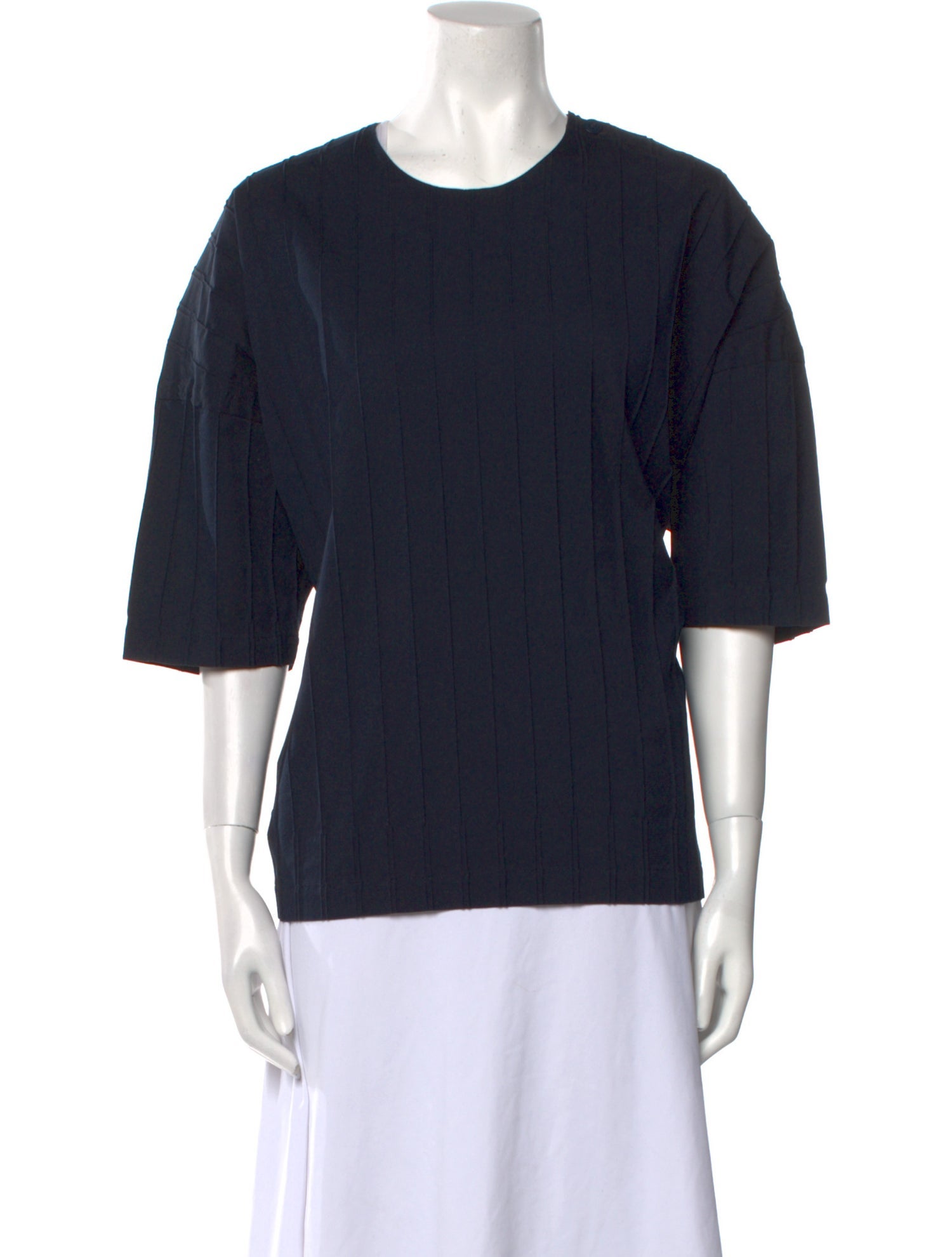 Issey Miyake Crew Neck Three-Quarter Sleeve T-Shirt