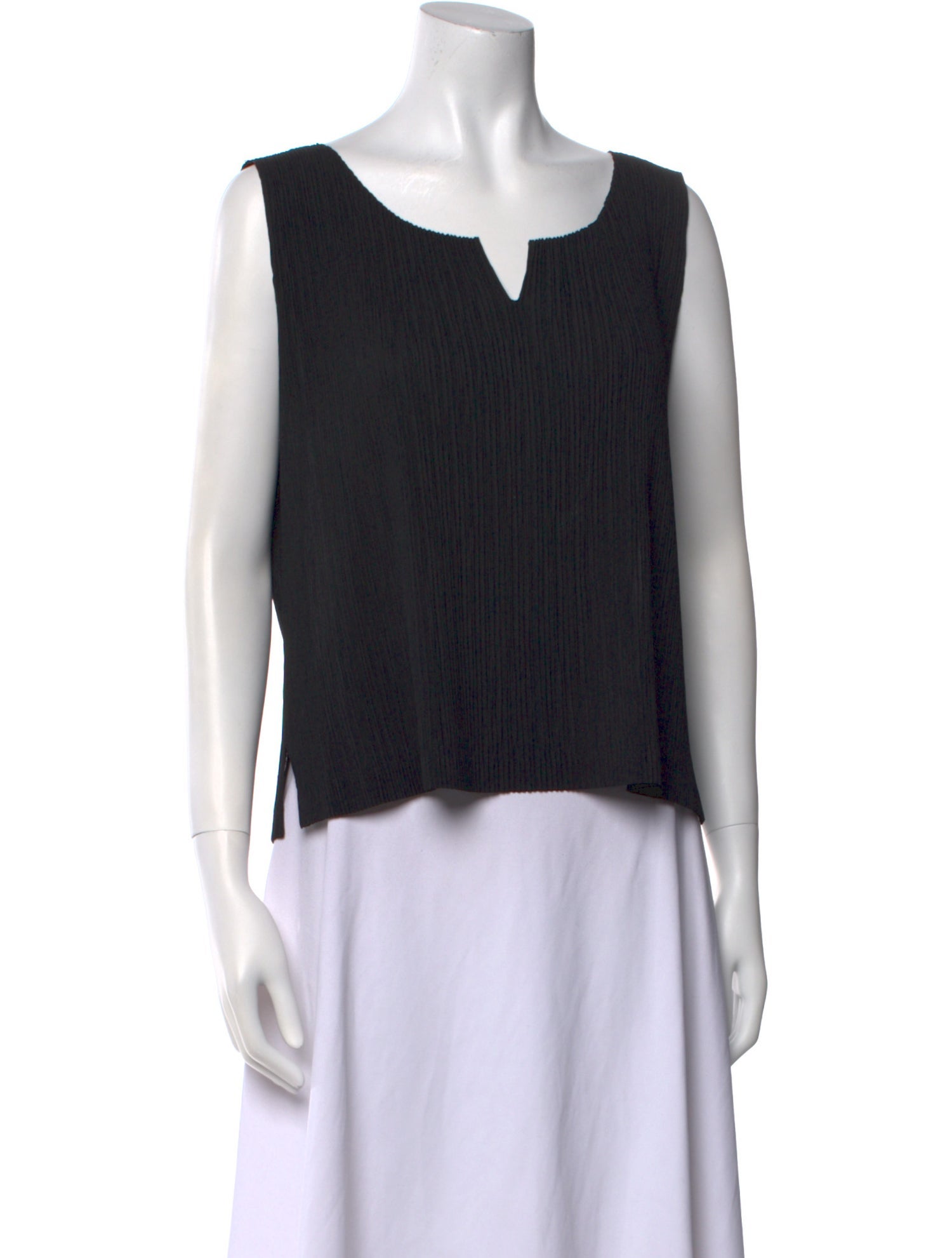 Issey Miyake Fete Tops | The RealReal