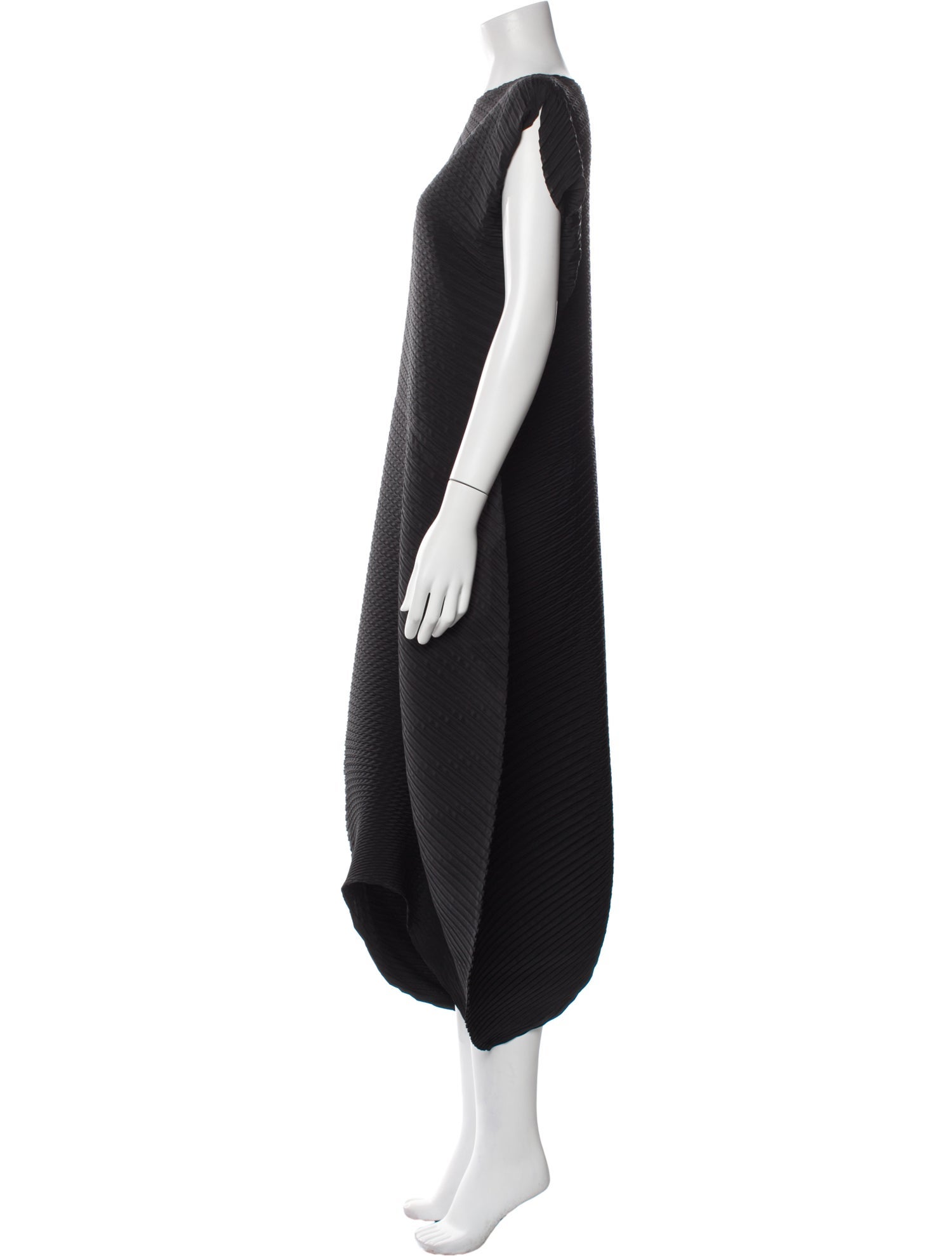 Issey Miyake 2023 Midi Length Dress