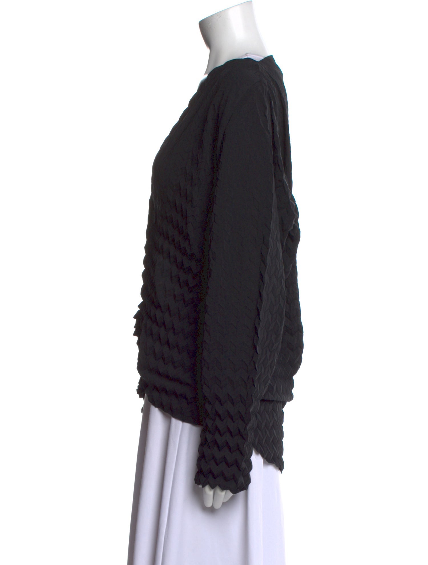 Issey Miyake V-Neck Long Sleeve Top