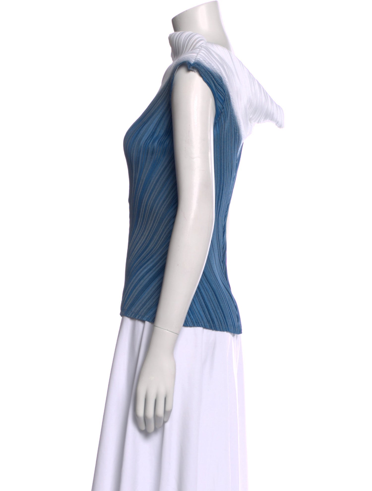 Issey Miyake Mock Neck Short Sleeve Top