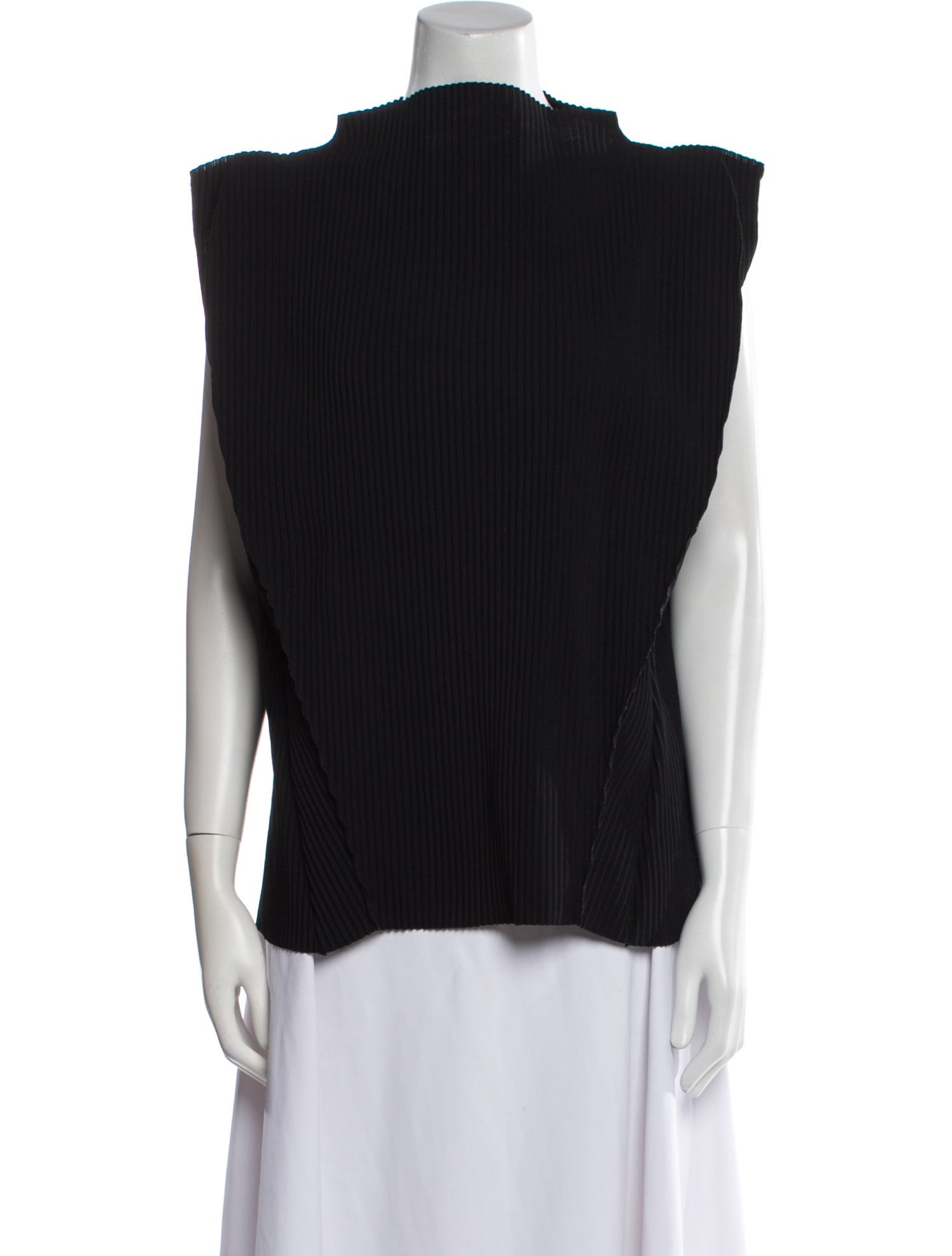 Issey Miyake Me Bateau Neckline Sleeveless Blouse