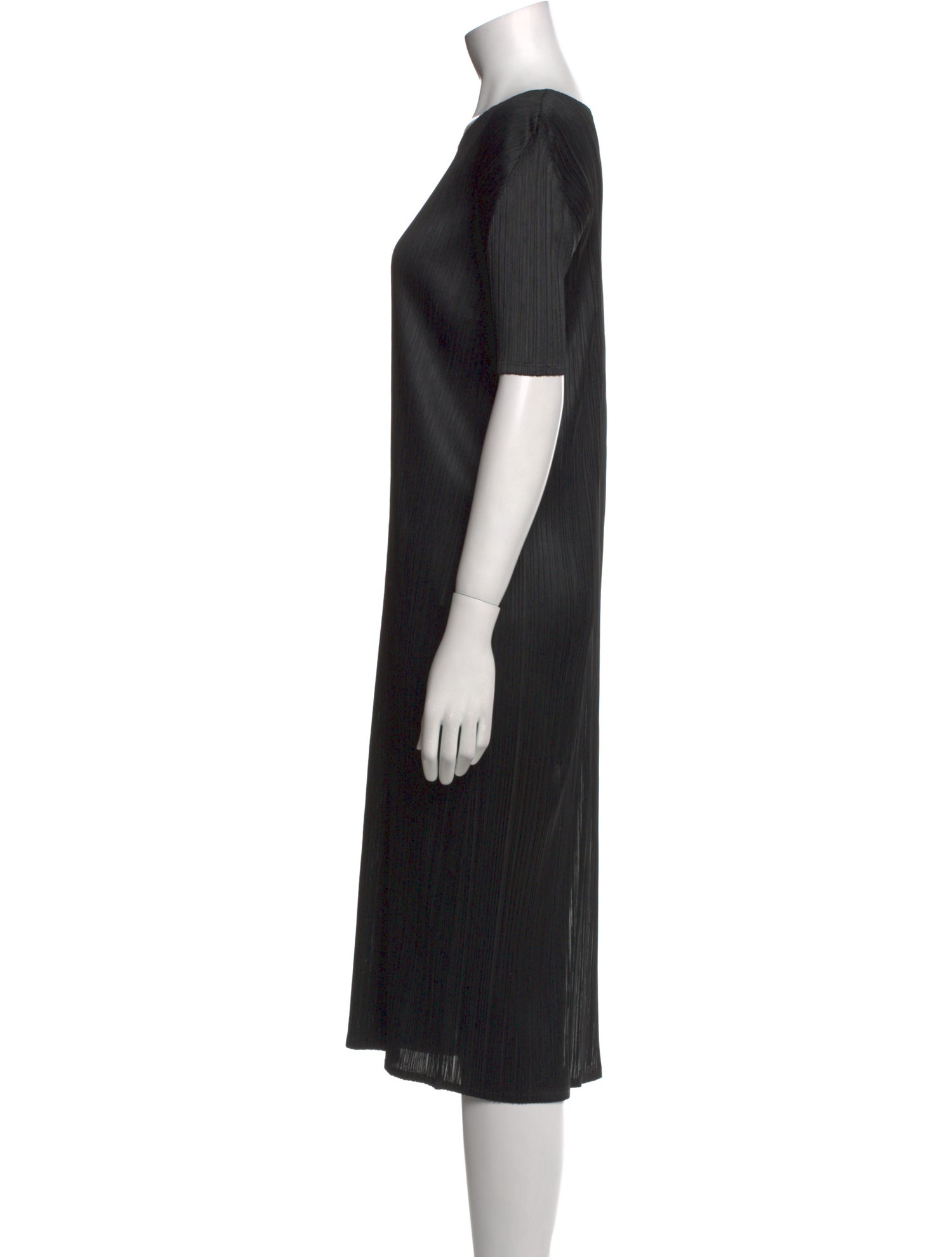 Issey Miyake Scoop Neck Midi Length Dress