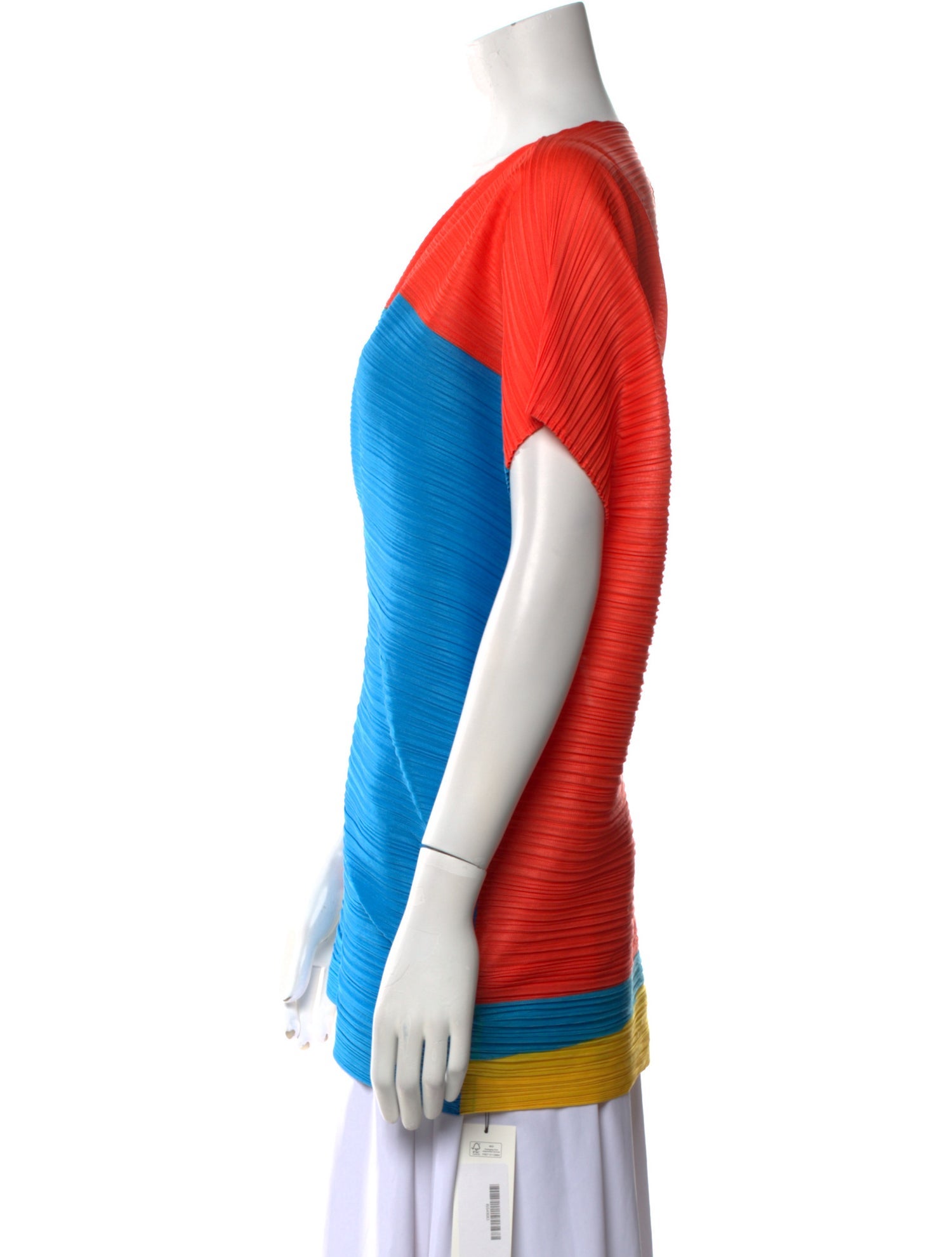 Issey Miyake Bateau Neckline Short Sleeve T-Shirt