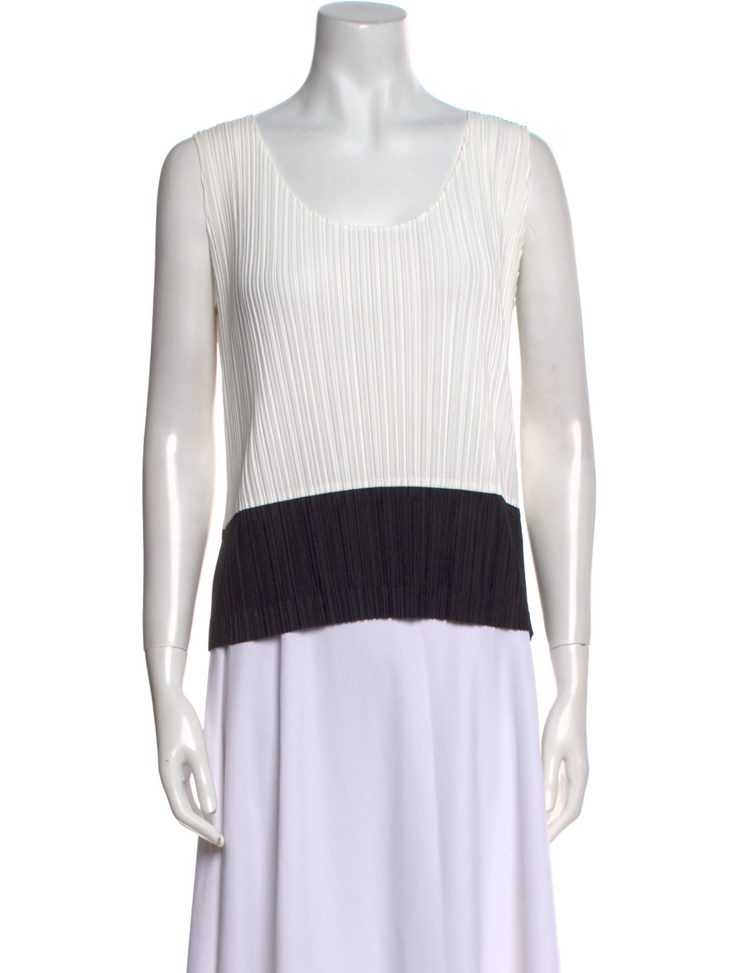 Issey Miyake Striped Scoop Neck Top