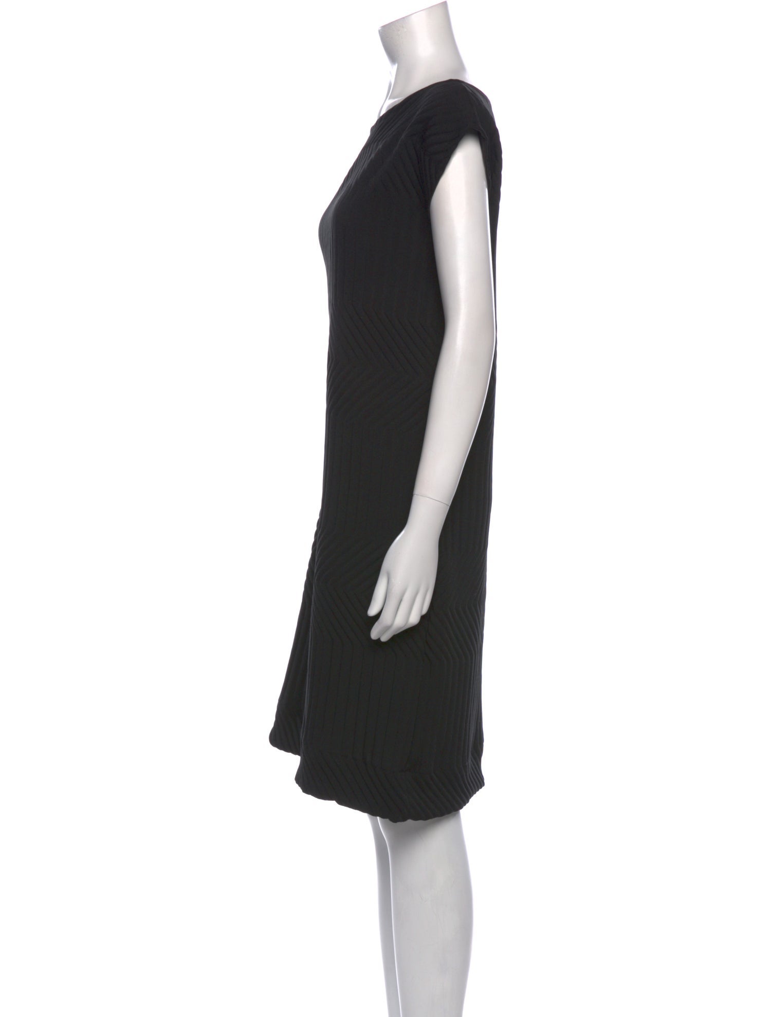 Issey Miyake Bateau Neckline Knee-Length Dress