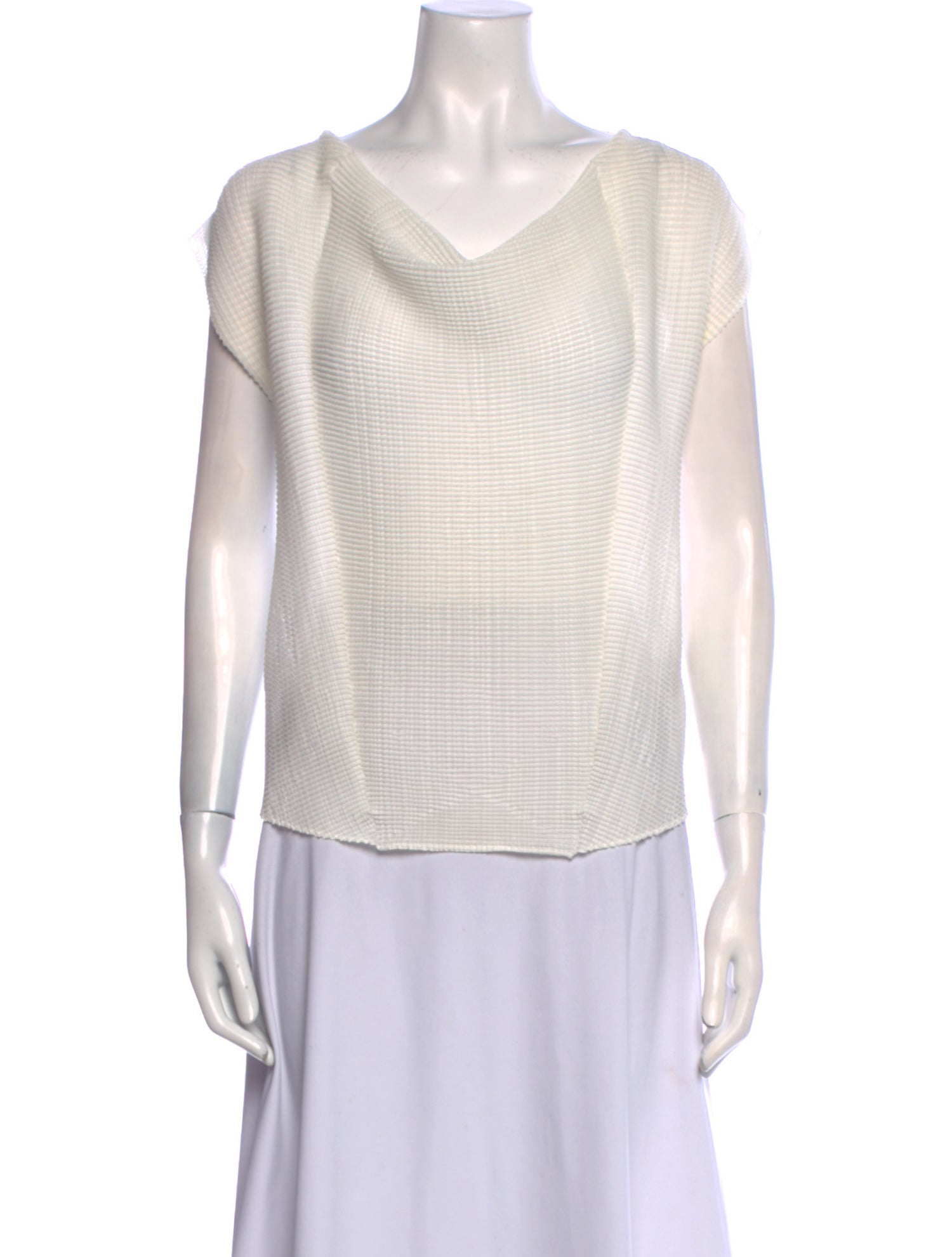 Issey Miyake V-Neck Short Sleeve Top