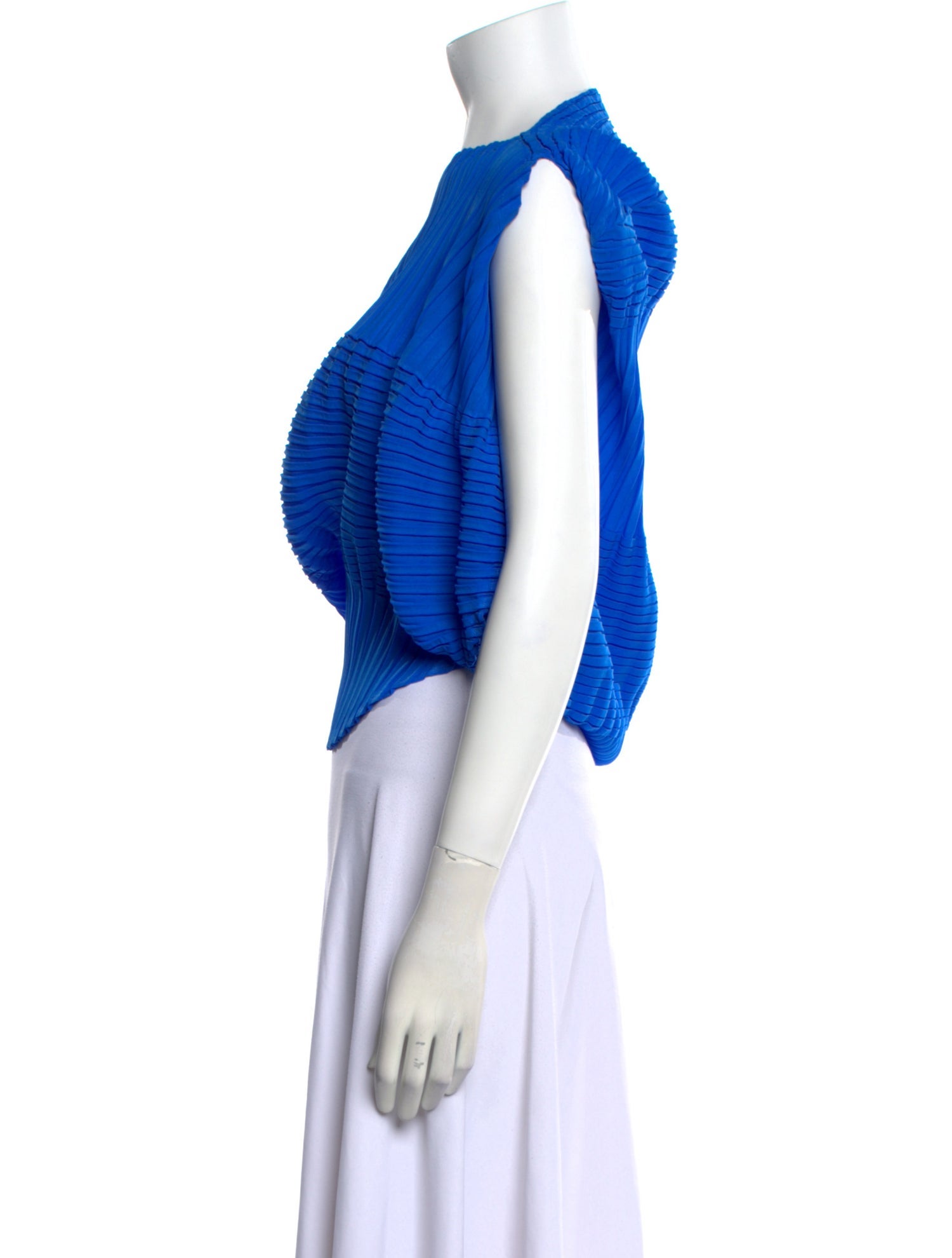 Issey Miyake 2024 Bateau Neckline Crop Top