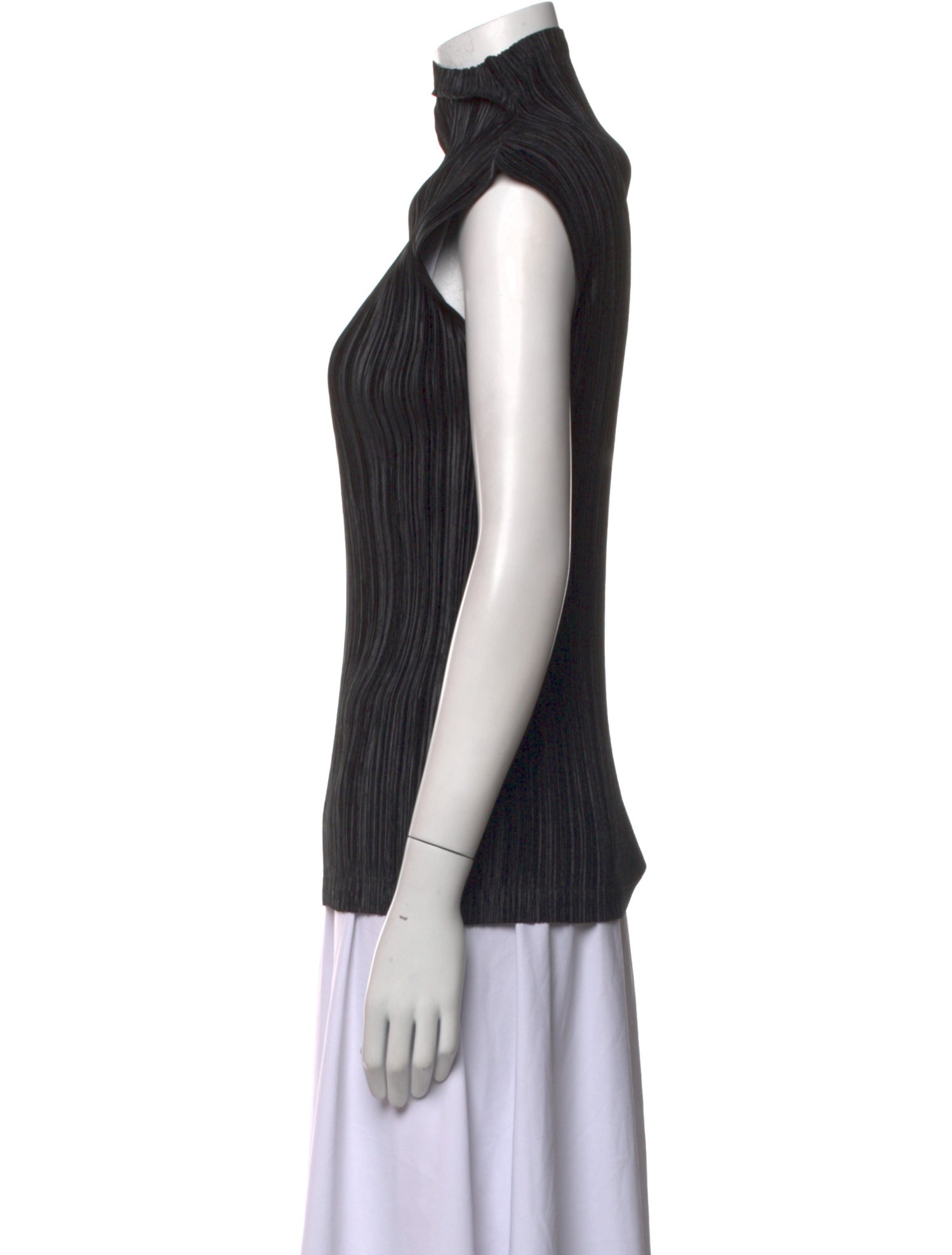 Issey Miyake Mock Neck Short Sleeve Top