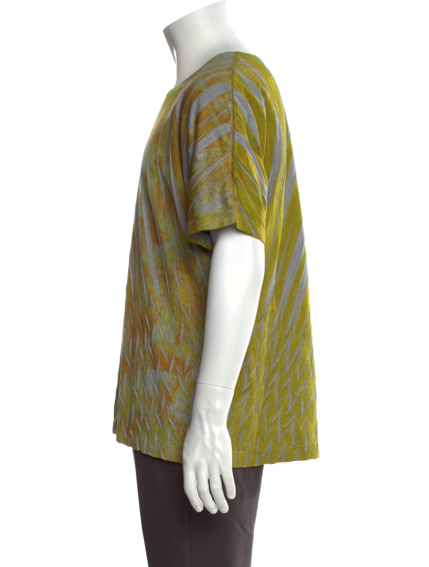 Issey Miyake Printed Crew Neck T-Shirt