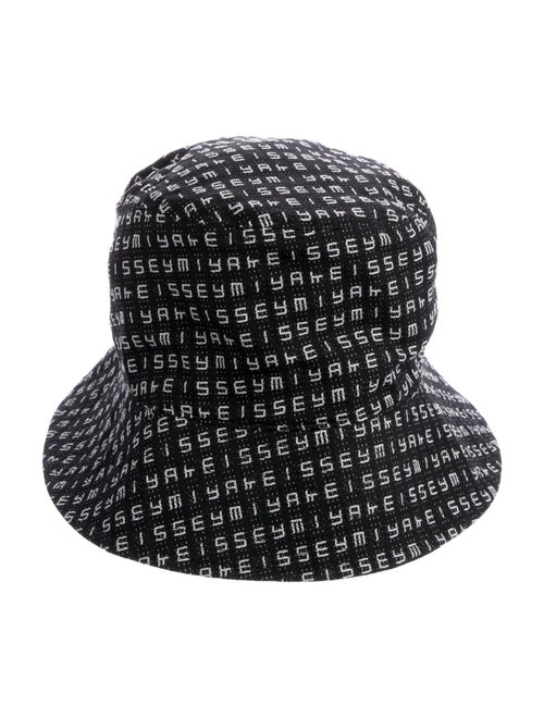 Issey Miyake Printed Bucket Hat