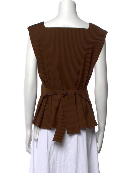 Issey Miyake Square Neckline Sleeveless Top